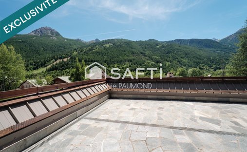 Appartamento a Saint-Chaffrey, Provenza-Alpi-Costa Azzurra, Francia 1