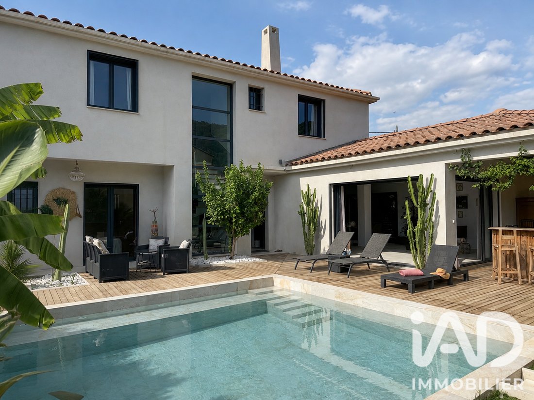 House in La Crau, Provence-Alpes-Côte d'Azur, France 2 - 18830835