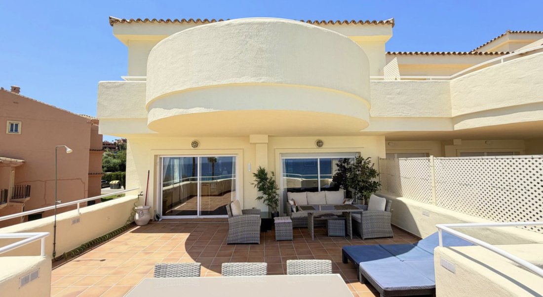 Penthouse in Estepona, Andalusia, Spain 3 - 19042590