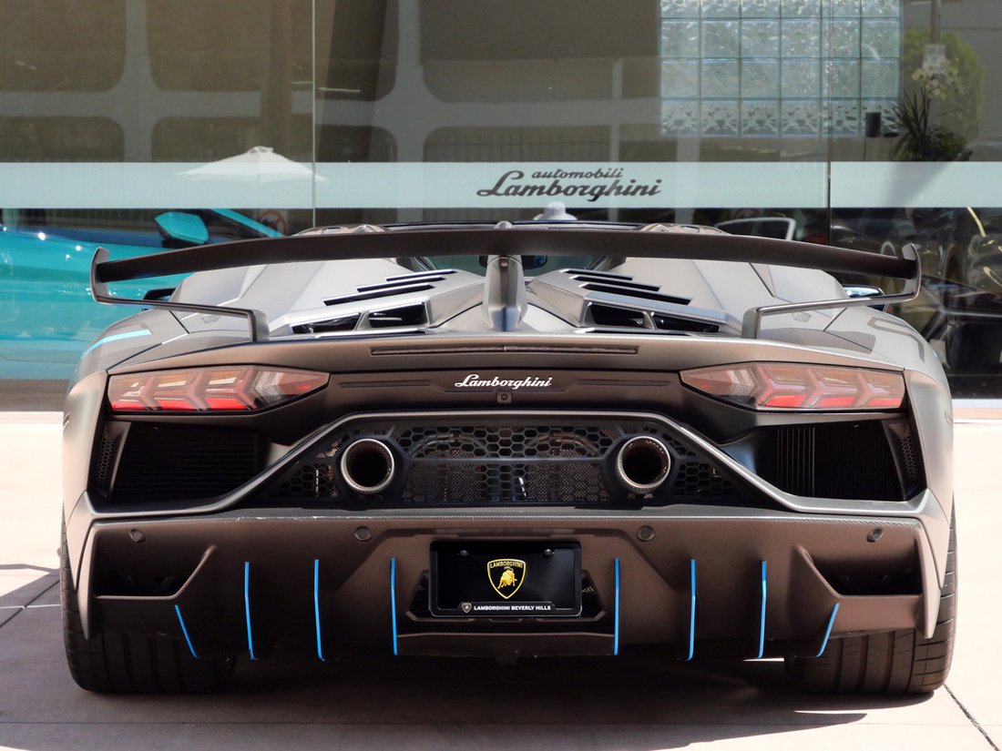 Cabriolet in Beverly Hills, CA, United States 4 - 19042456