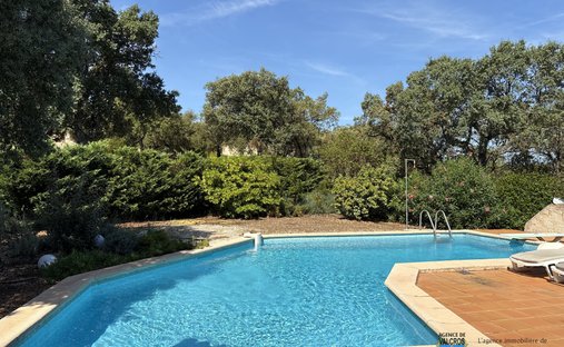 Villa in La Londe-les-Maures, Provence-Alpes-Côte d'Azur, France 1