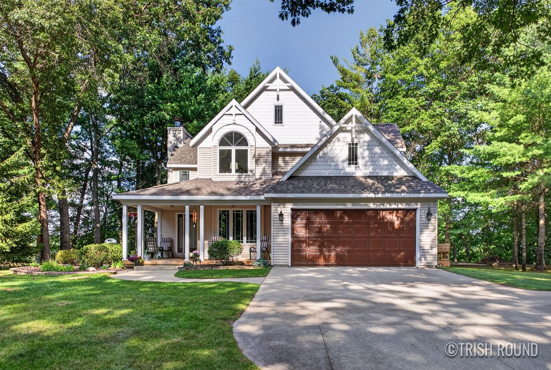 House in Howard City, Michigan, United States 1 - 19042877