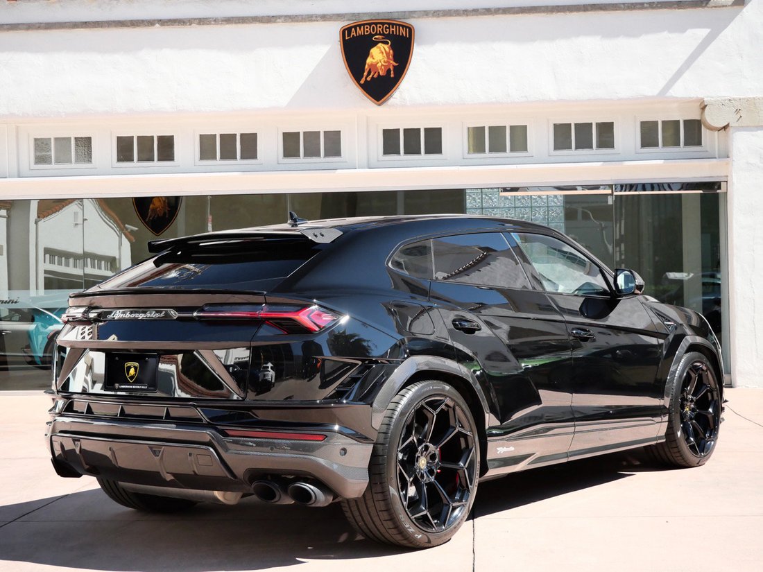 Suv in Beverly Hills, CA, United States 3 - 18991583