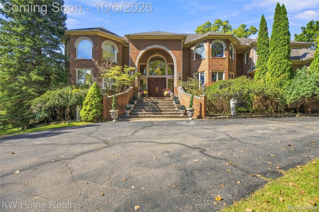 Haus in Farmington Hills, Michigan, Vereinigte Staaten 2 - 19042872