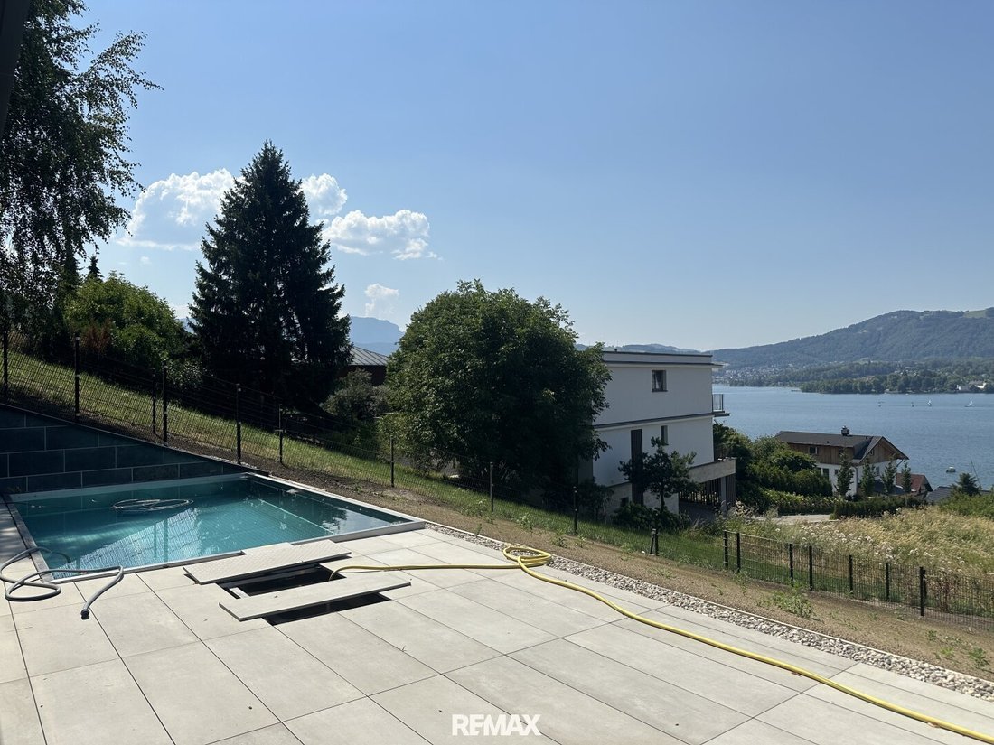 Apartment in Gmunden, Upper Austria, Austria 1 - 19042690
