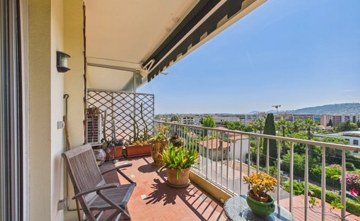 Wohnung in La Colle, Antibes, Frankreich 1