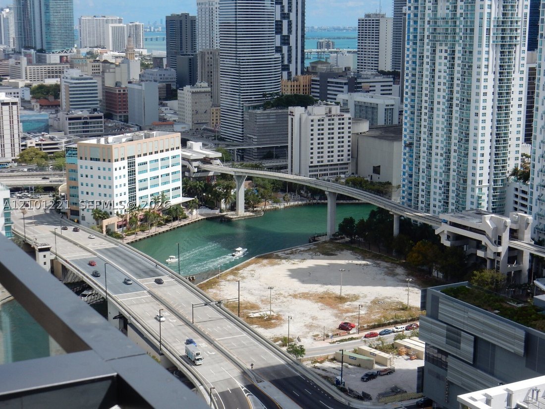 Eigentumswohnung in Miami, Florida, Vereinigte Staaten 2 - 19042522