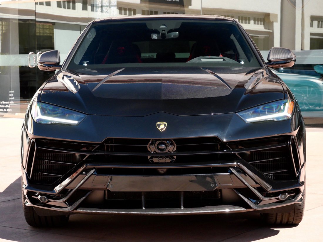 Suv in Beverly Hills, CA, United States 5 - 18991583