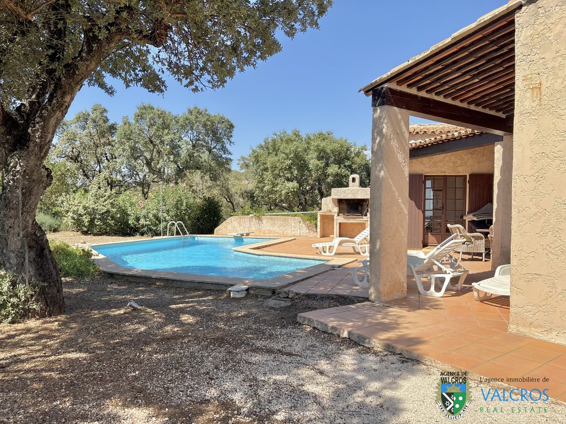 Villa en La Londe-les-Maures, Provenza-Alpes-Costa Azul, Francia 3 - 19042370