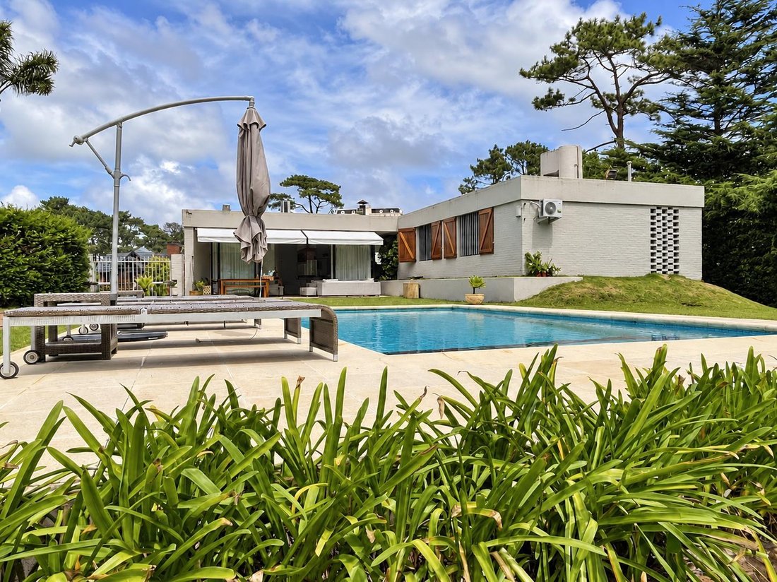 Casa a Punta del Este, Dipartimento di Maldonado, Uruguay 1 - 19043132