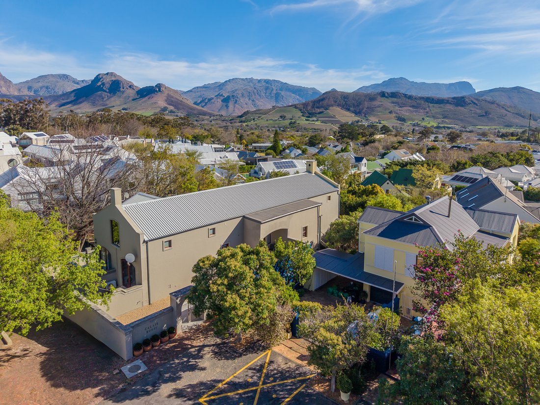 House in Franschhoek, Western Cape, South Africa 3 - 19043080