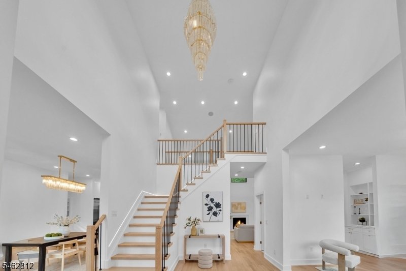 House in Livingston, New Jersey, United States 5 - 19043175