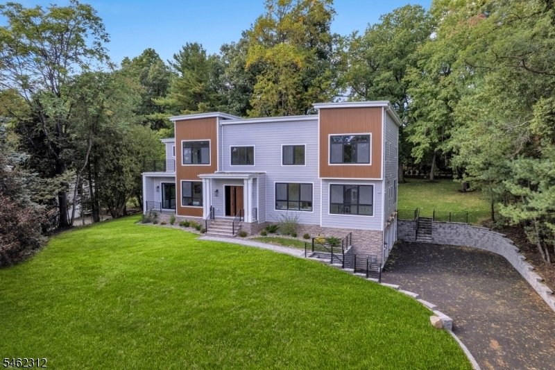 House in Livingston, New Jersey, United States 2 - 19043175