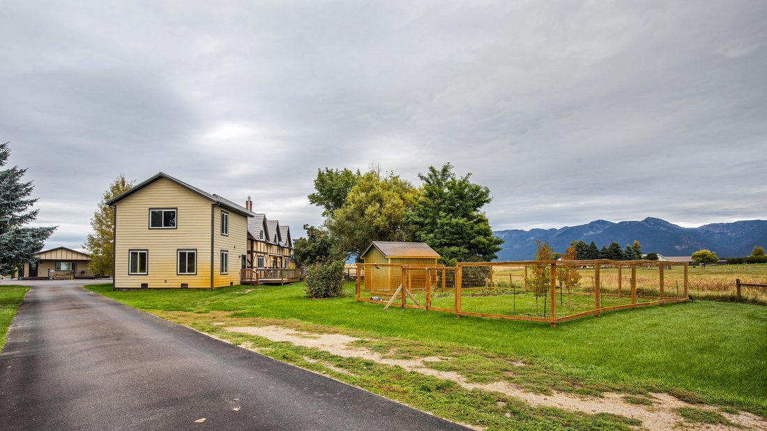 House in Ronan, Montana, United States 2 - 19043201