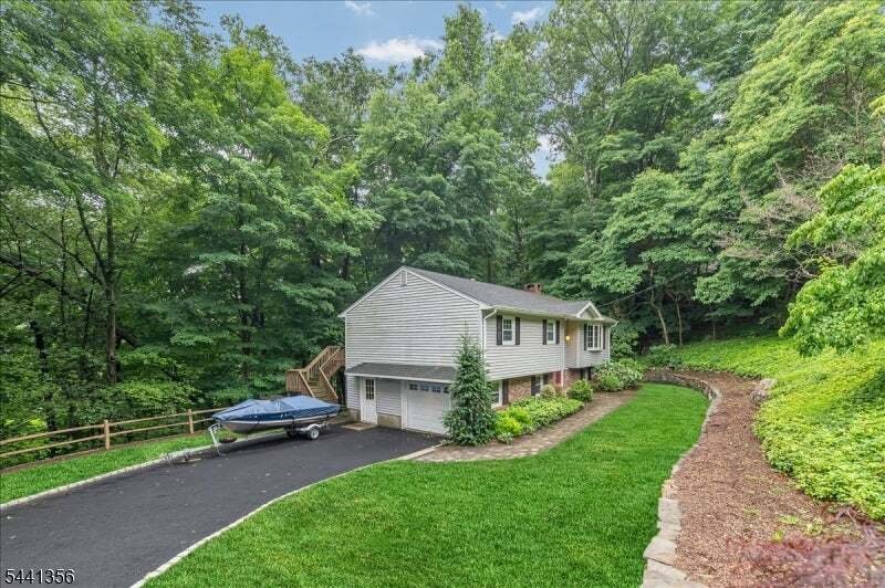 House in Ringwood, New Jersey, United States 3 - 19043213