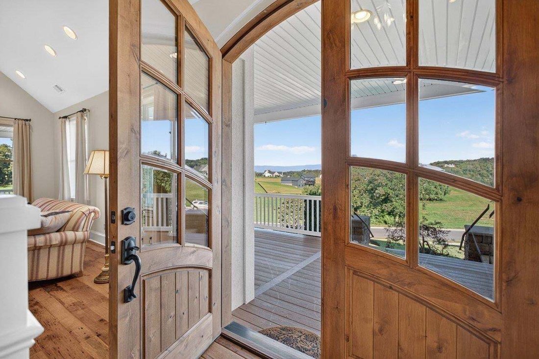 House in Massanetta Springs, Virginia, United States 2 - 19043375