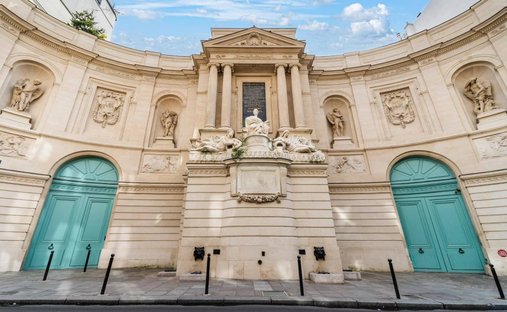 Apartment in Saint Thomas d'Aquin, Paris 7e Arrondissement, Paris 1