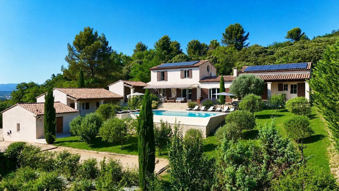 Villa in Apt, Provence-Alpes-Côte d'Azur, Frankreich 1 - 19044150
