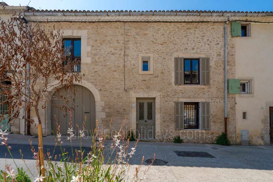 Maison à Alleins, Provence-Alpes-Côte d'Azur, France 1 - 19044063