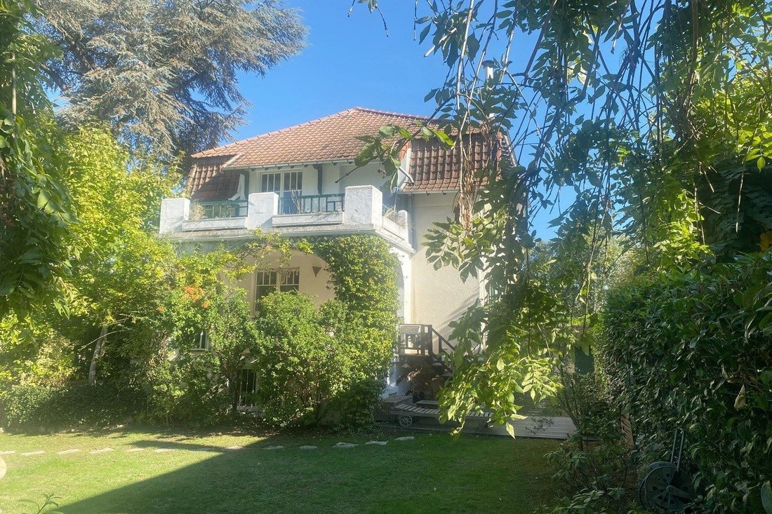 Haus in Jardy-Centre Ville, Vaucresson, Frankreich 1 - 19043936