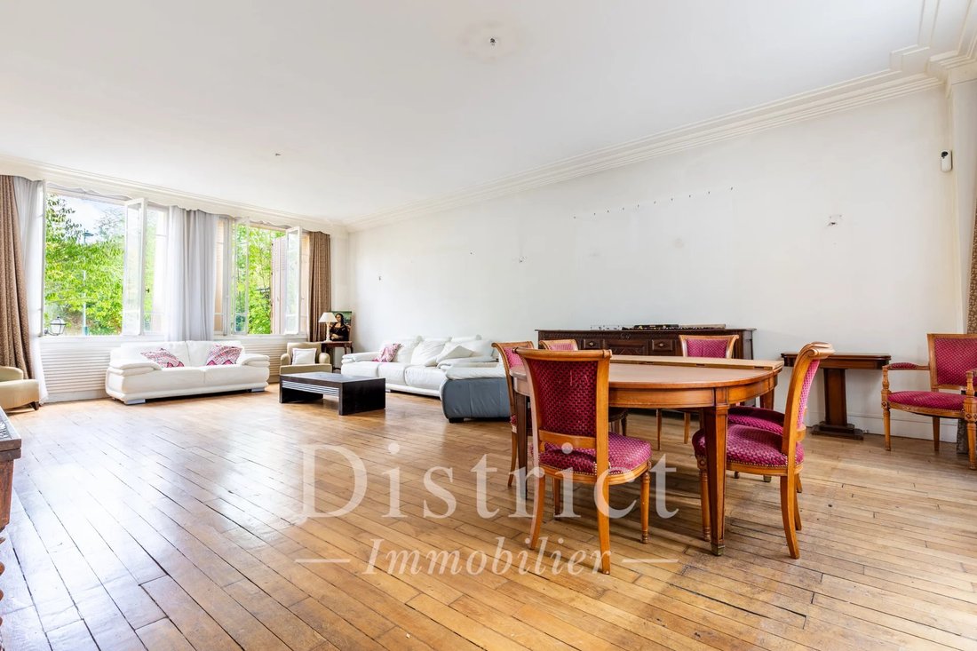 Estate in Saint-Maurice, Ile-de-France, France 3 - 19044457