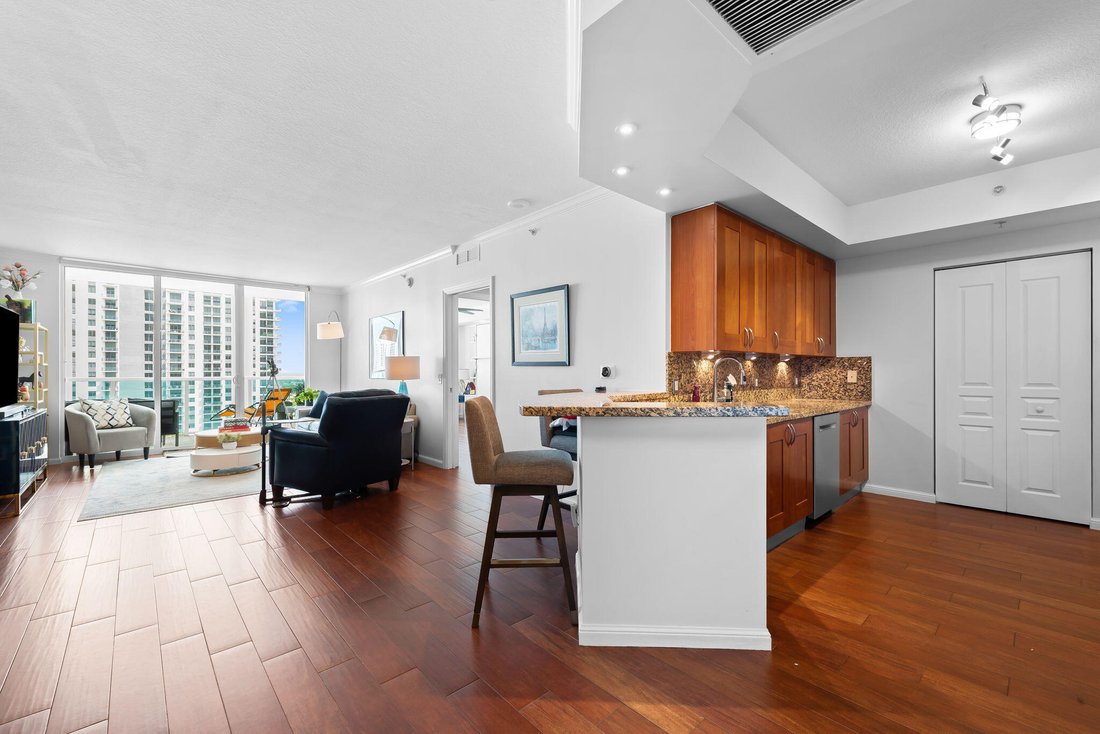 Condo in Fort Lauderdale, Florida, United States 4 - 19043831