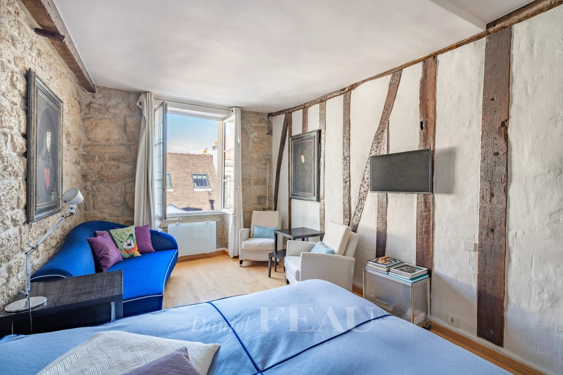 Apartment in Saint Thomas d'Aquin, Paris 7e Arrondissement, Paris 2 - 19043750