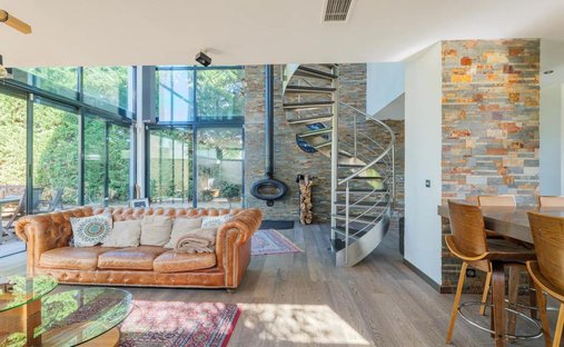 House in Vert Galant-Grand Cerf, Vaujours, France 1
