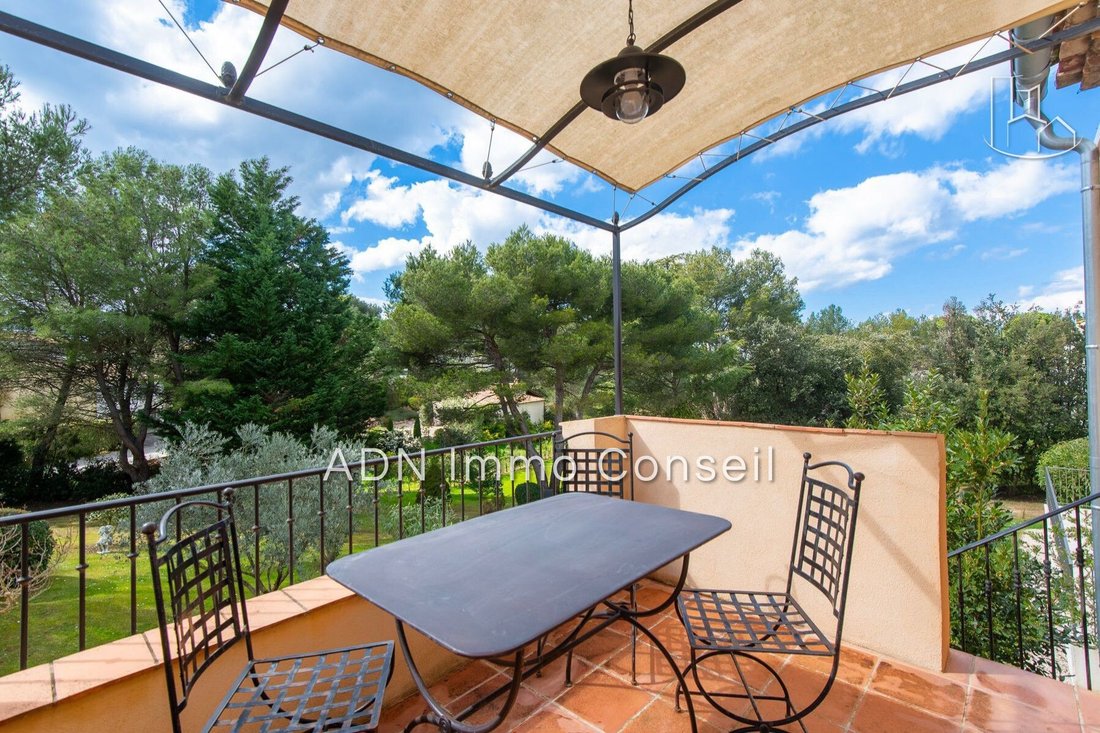 Villa in Mallemort, Provence-Alpes-Côte d'Azur, France 2 - 19044345