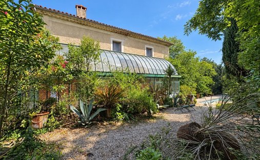 Finca en Sainte-Croix-de-Quintillargues, Occitania, Francia 1