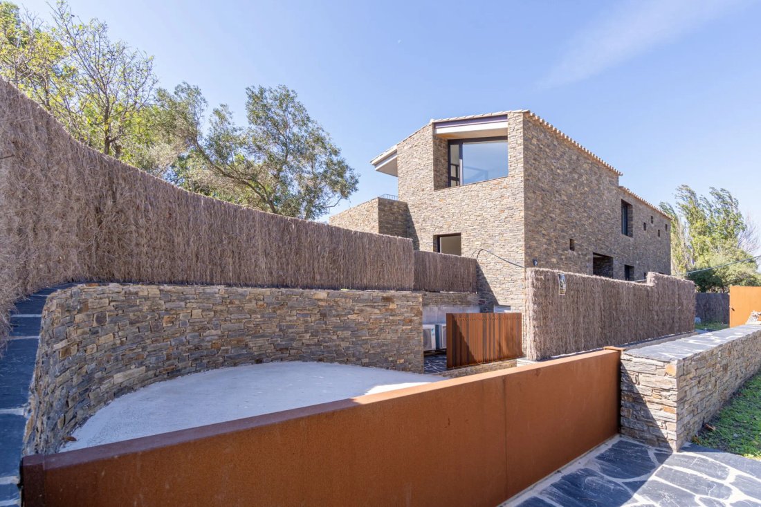 Villa in Cadaques, Catalonia, Spain 4 - 19044236