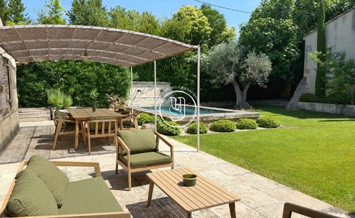 Villa à Saint-Rémy-de-Provence, Provence-Alpes-Côte d'Azur, France 1