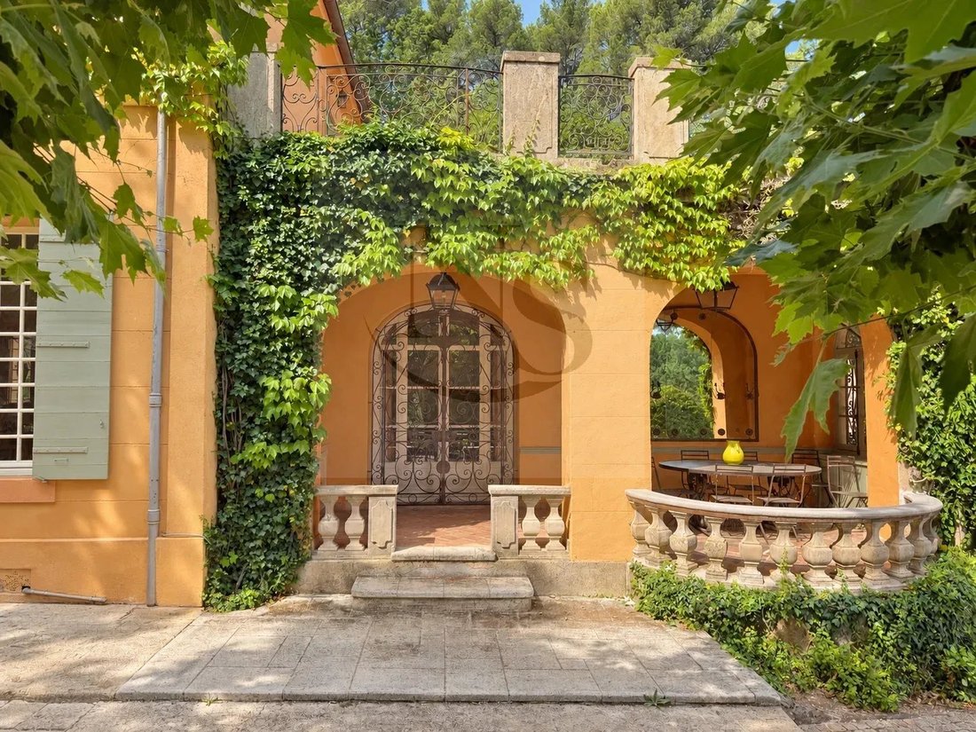 Maisons de campagne à Comtale-Cente-Cours Mirabeau, Aix-en-Provence, France 5 - 16839924