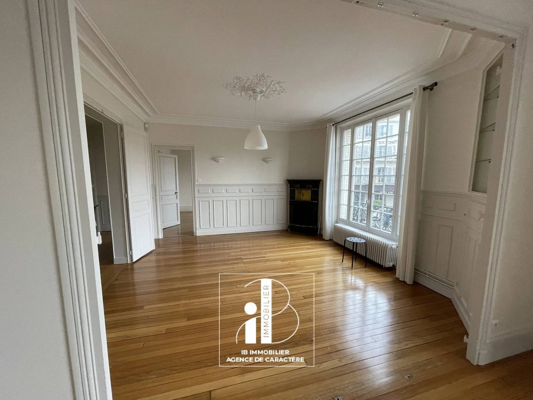 Apartment in Fontainebleau, Ile-de-France, France 2 - 19044559