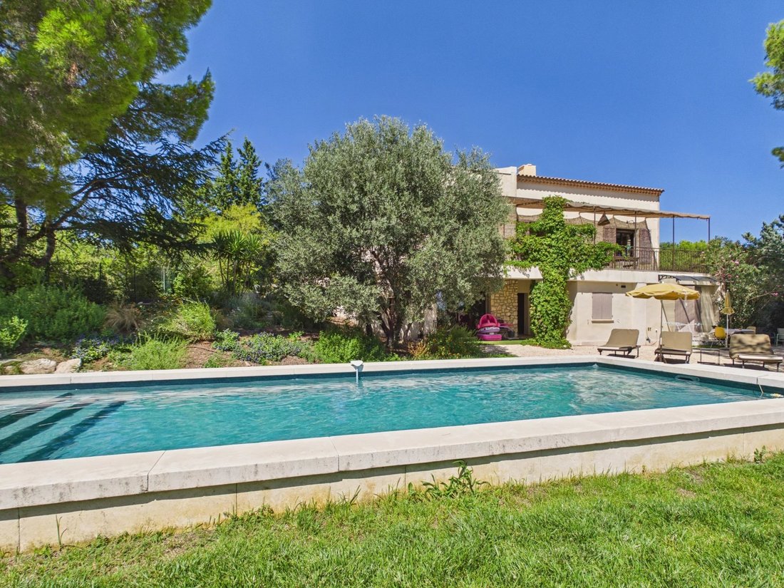 House in Maussane-les-Alpilles, Provence-Alpes-Côte d'Azur, France 1 - 19044505
