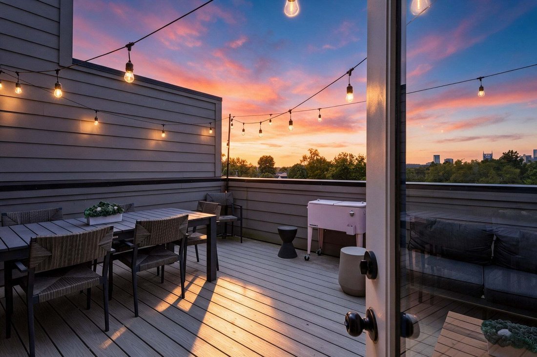 Co Op in Nashville, Tennessee, United States 2 - 19043682