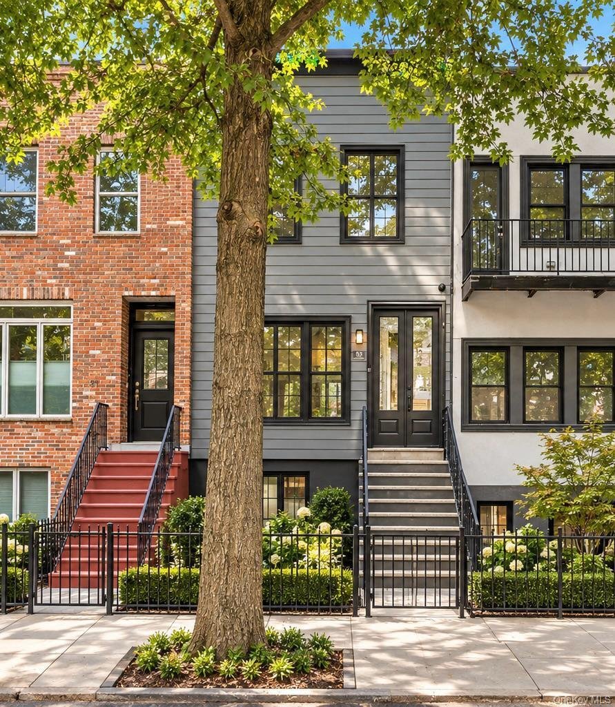 House in New York, New York, United States 1 - 19043535