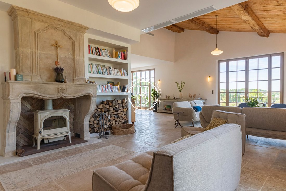 Villa in Arles, Provence-Alpes-Côte d'Azur, France 2 - 19044382