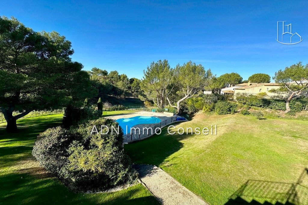 Villa in Mallemort, Provence-Alpes-Côte d'Azur, France 1 - 19044345