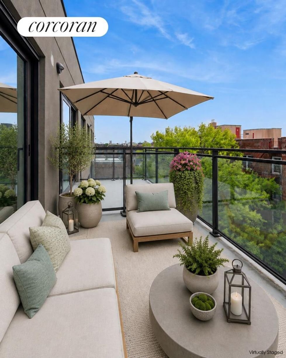 Condo in New York, New York, United States 2 - 19043322