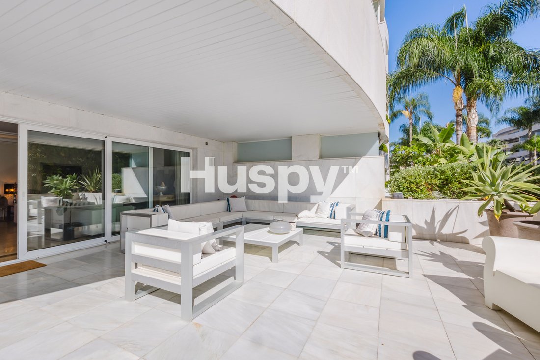 Appartamento a Puerto Banus, Marbella, Spagna 1 - 19044569