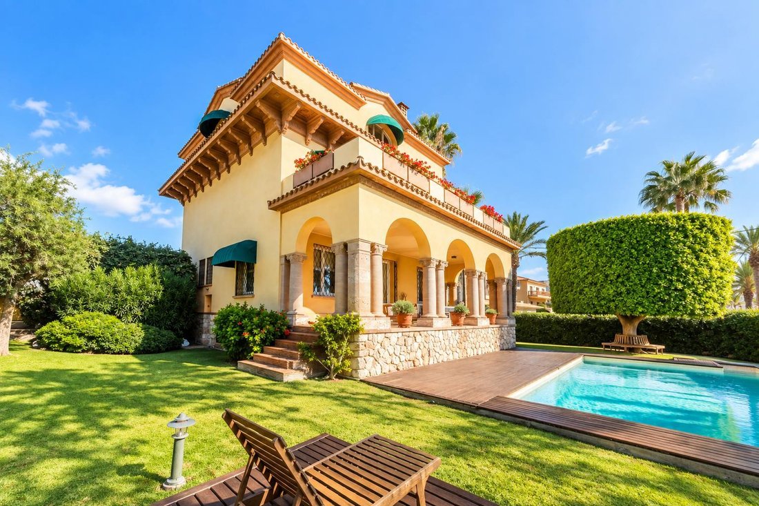 Villa in Sitges, Catalonia, Spain 3 - 19043736