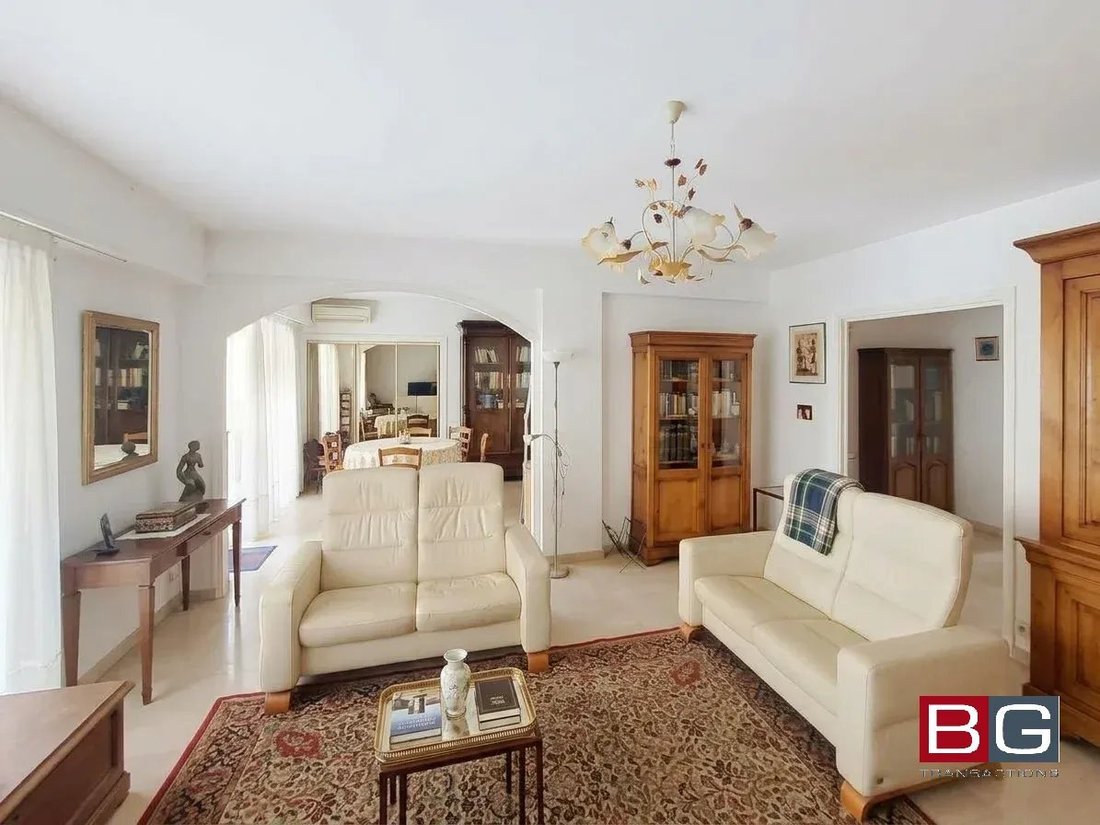 Apartamento en Plaza de Gaulle, Antibes, Francia 4 - 19043977