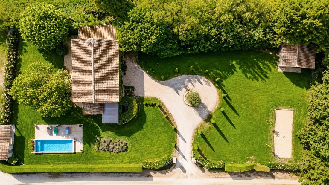 Country House in Cavaillon, Provence-Alpes-Côte d'Azur, France 3 - 19044113