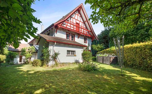 House in Steinmaur, Canton of Zurich, Switzerland 1