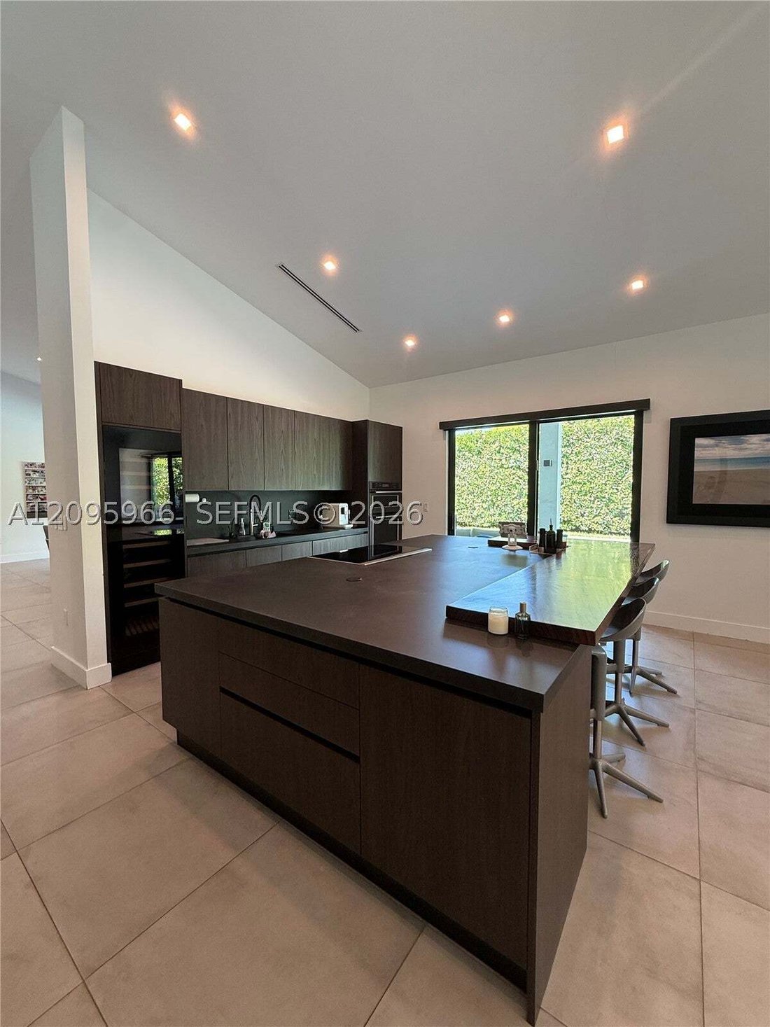 Casa en North Miami Beach, Florida, Estados Unidos 4 - 19043698