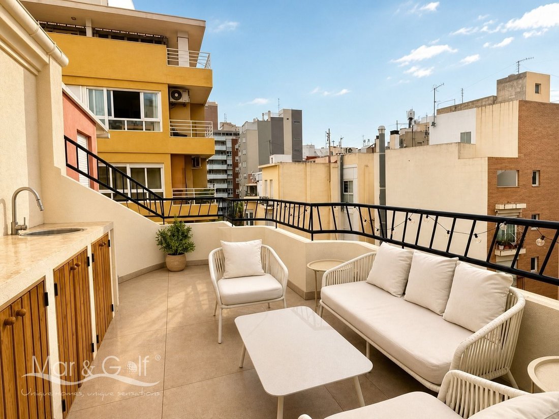 Penthouse in Alicante, Valencian Community, Spain 1 - 19044002