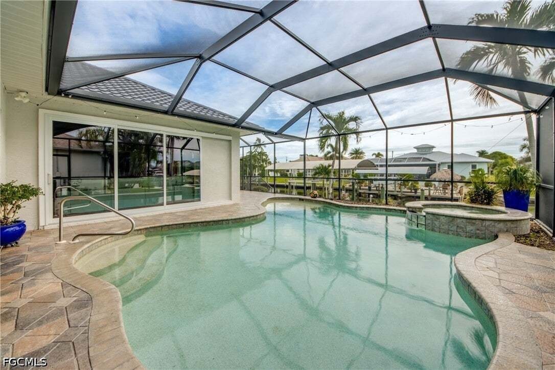 Casa en Cabo Coral, Florida, Estados Unidos 5 - 19043463