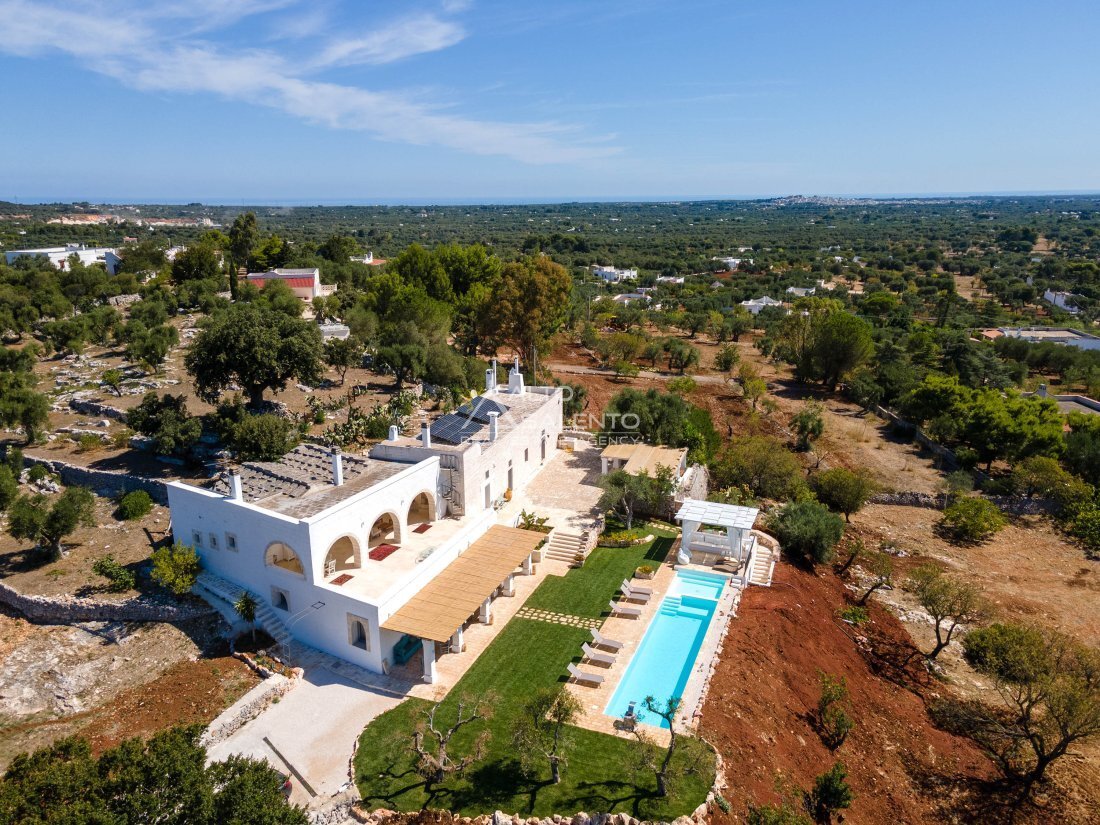 Estate in Ostuni, Apulia, Italy 1 - 19043885