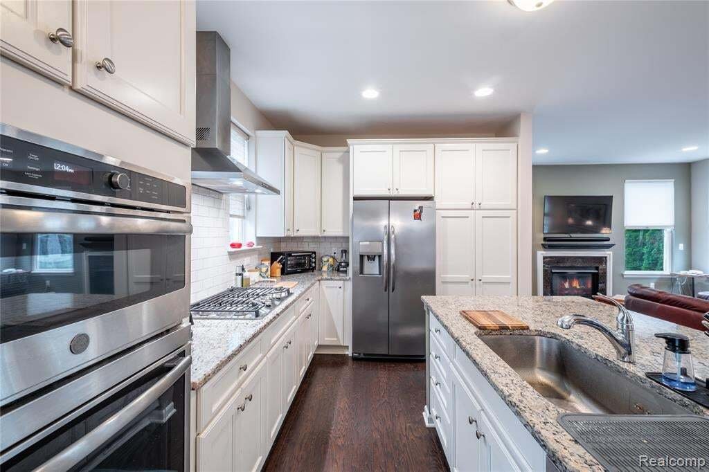 Casa a Milford Charter Township, Michigan, Stati Uniti 3 - 19043952